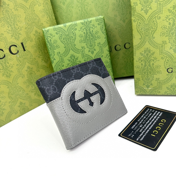 グッチ財布コピー背面デザイン